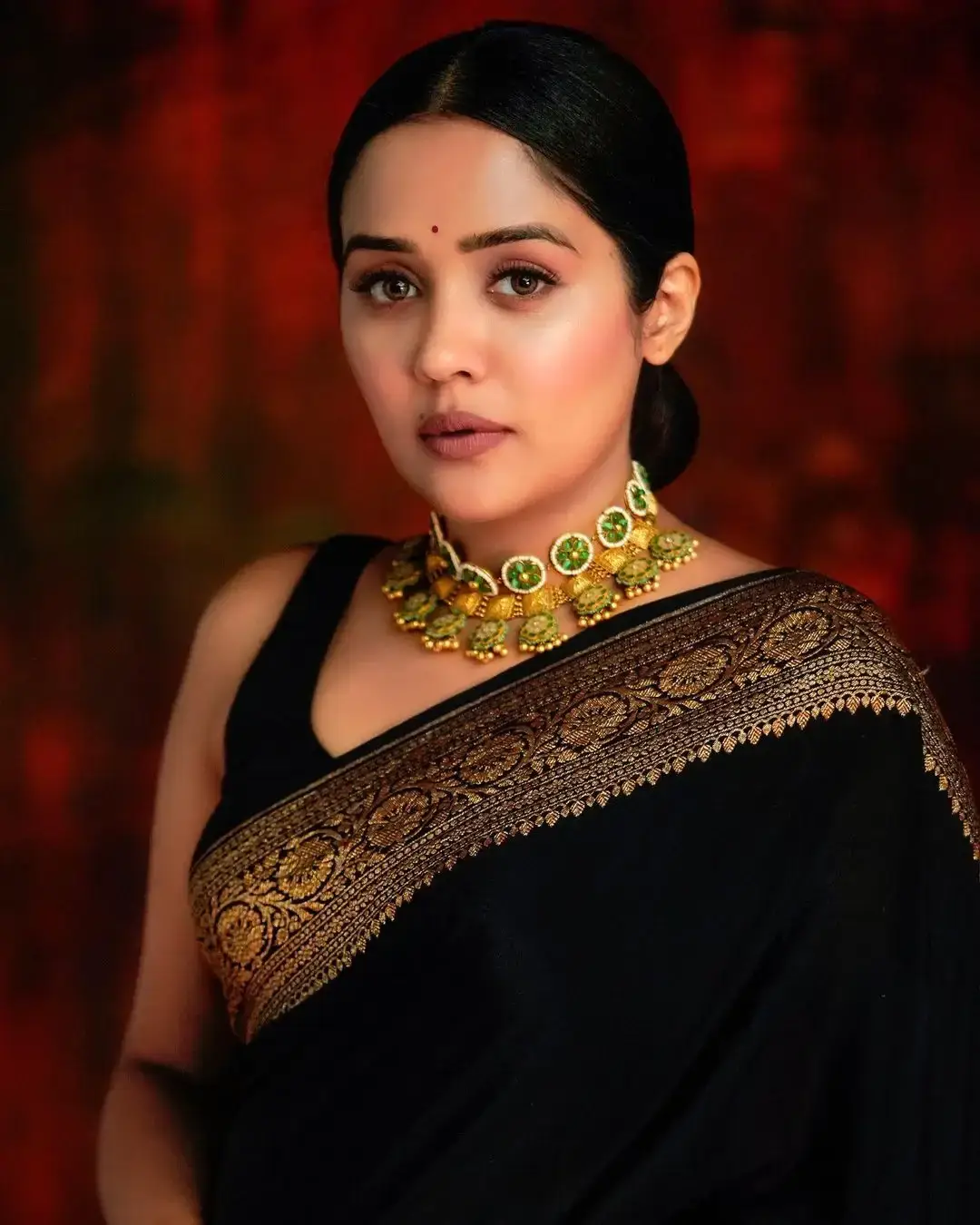 Beautiful Indian Actress Ananya in Black Saree